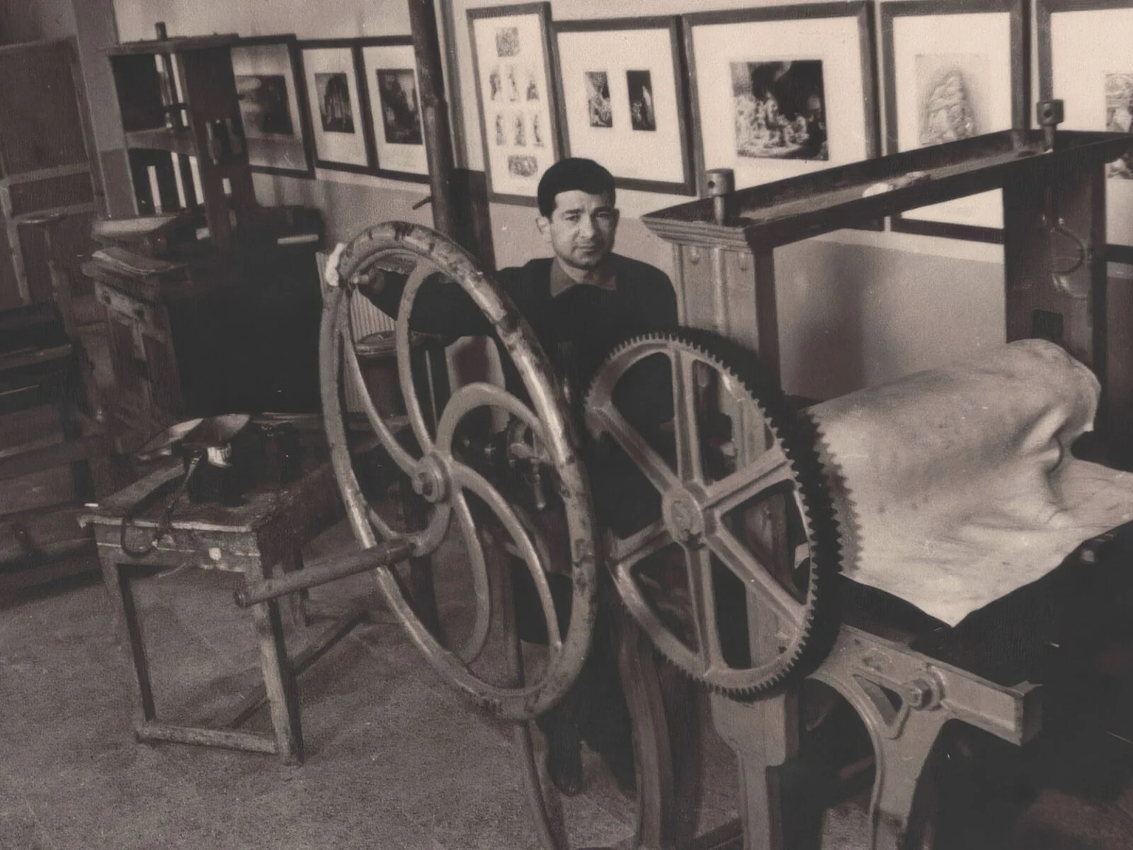 El Brujo: Julio Zachrisson, still