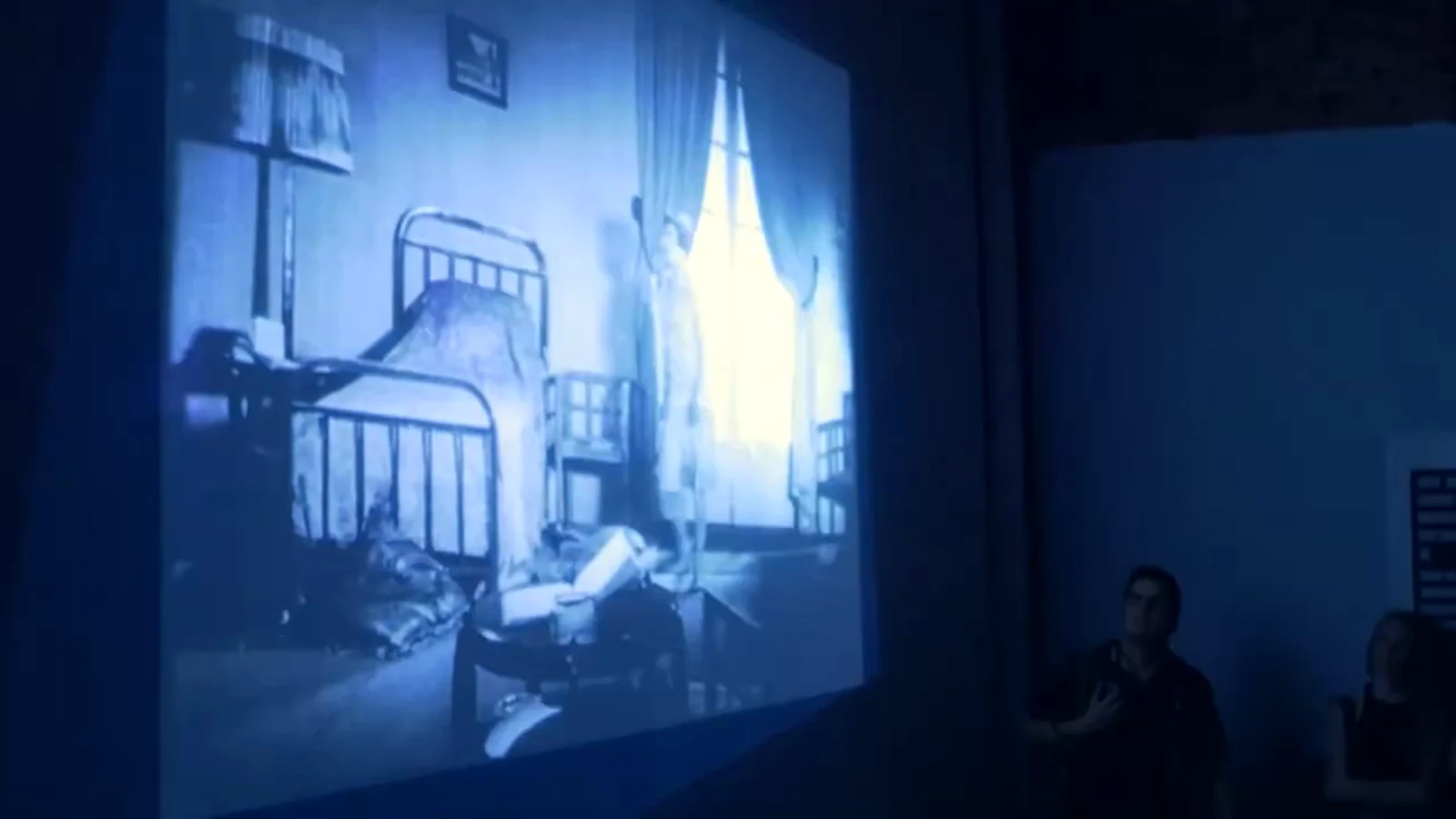 Un Chien Andalou en vivo, still