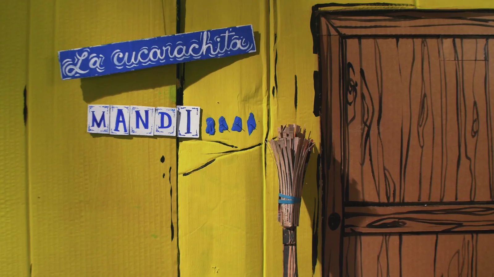 La Cucarachita Mandi, still