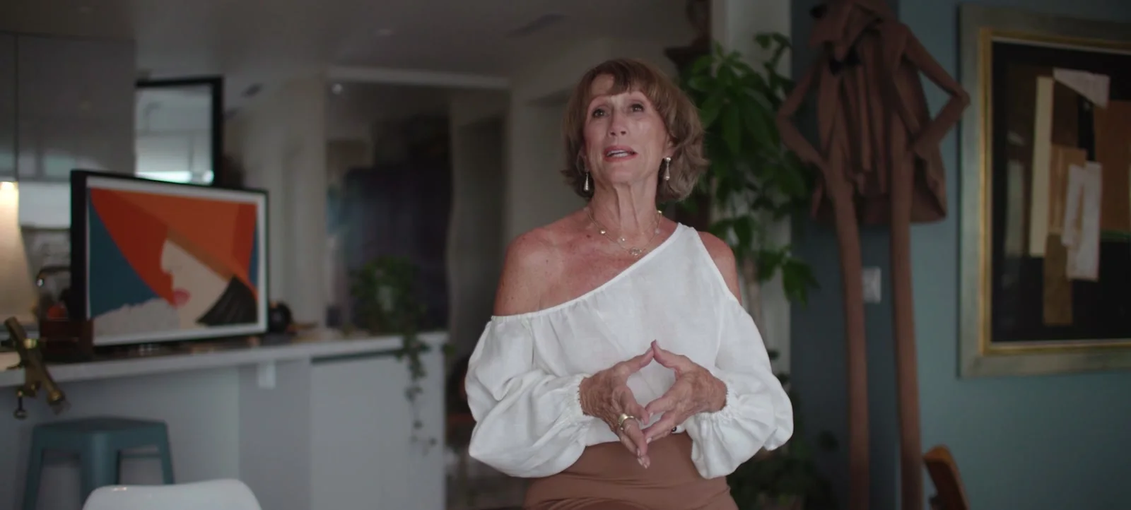 Santa Familia · A Tale of Two Barrios, still